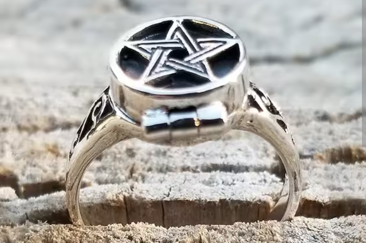 Pentagram Poison ring sterling
